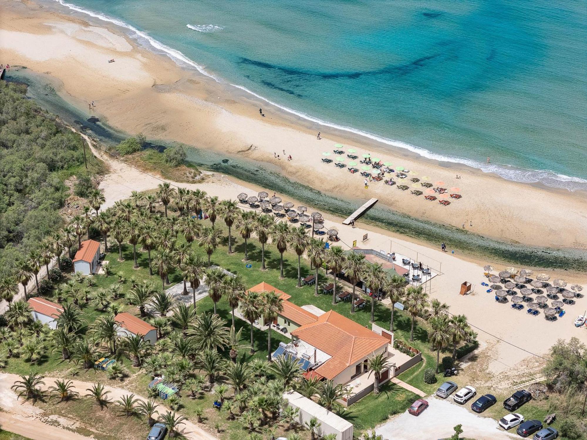La Palma Beachfront Suites Георгиуполис Экстерьер фото