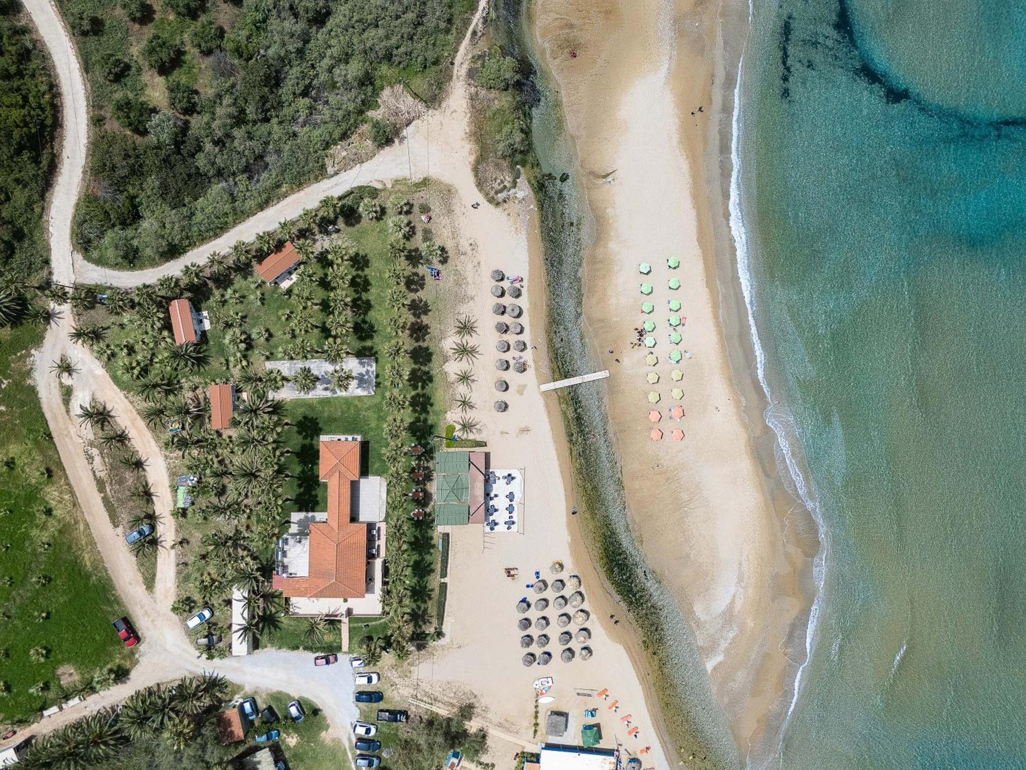 La Palma Beachfront Suites Георгиуполис Экстерьер фото