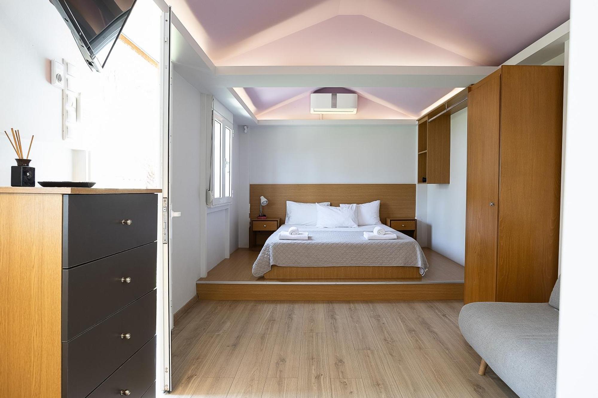 La Palma Beachfront Suites Георгиуполис Экстерьер фото